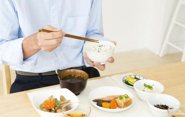 日常健康飲食中，葷素食如何搭配？